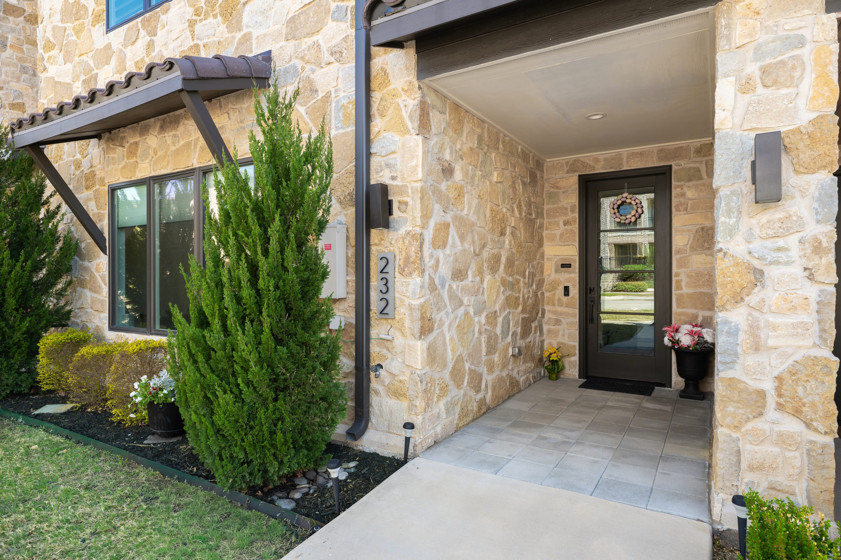 Exterior Entrance — 232 Address